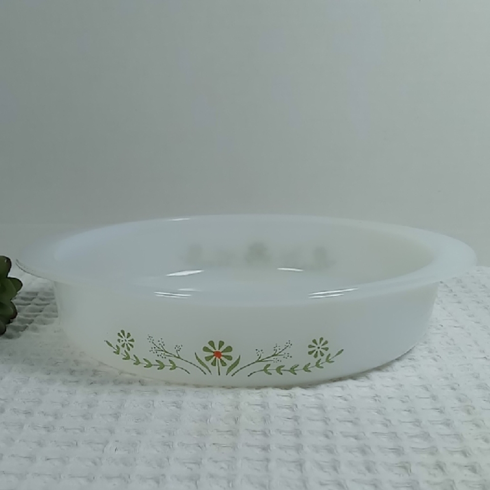 Vintage Glasbake J2429 8 Inch Green Crazy Daisy Milk Glass Casserole Dish